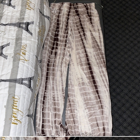 Tie died set. Crop top and pants. - Picture 2 of 2
